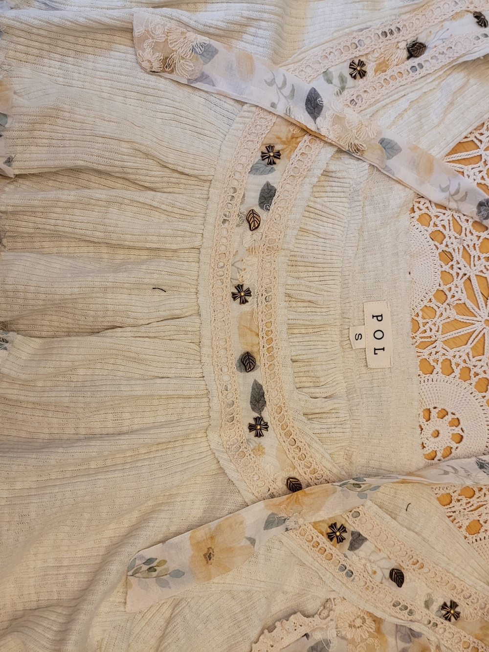 POL Boho Floral Lace-Trim Peasant Blouse - Cream with Yellow Floral NWOT - Picture 9 of 10